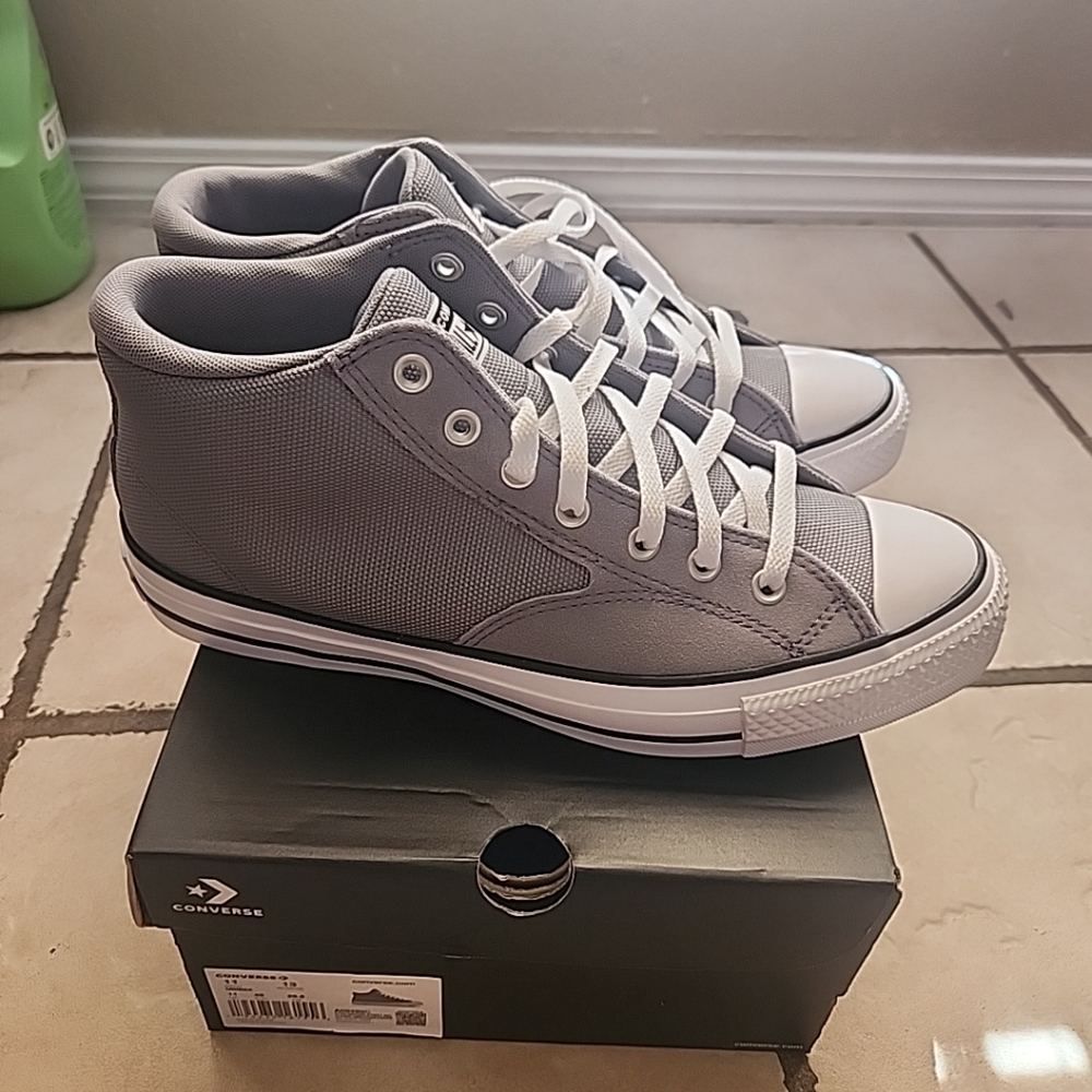 Converse Gray and White Canvas Sneakers with Rubber Toe Cap